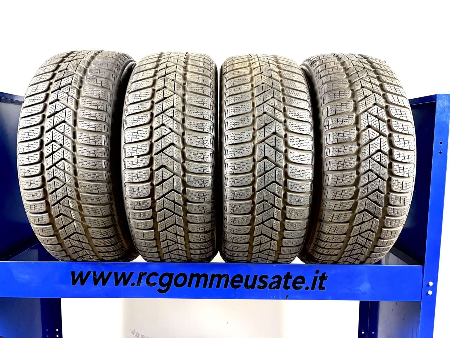 Pirelli 215/55 R17 98V M+S Invernali