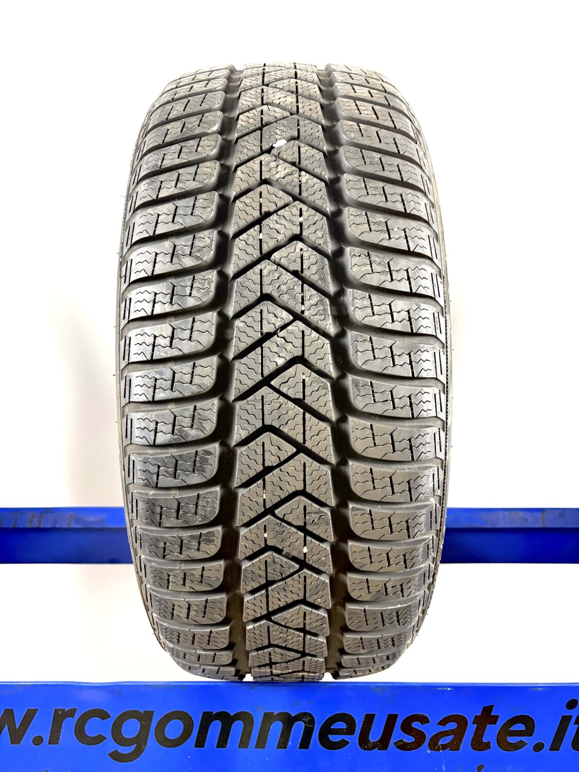 Pirelli 225/40 R18 92V M+S invernali - immagine 2