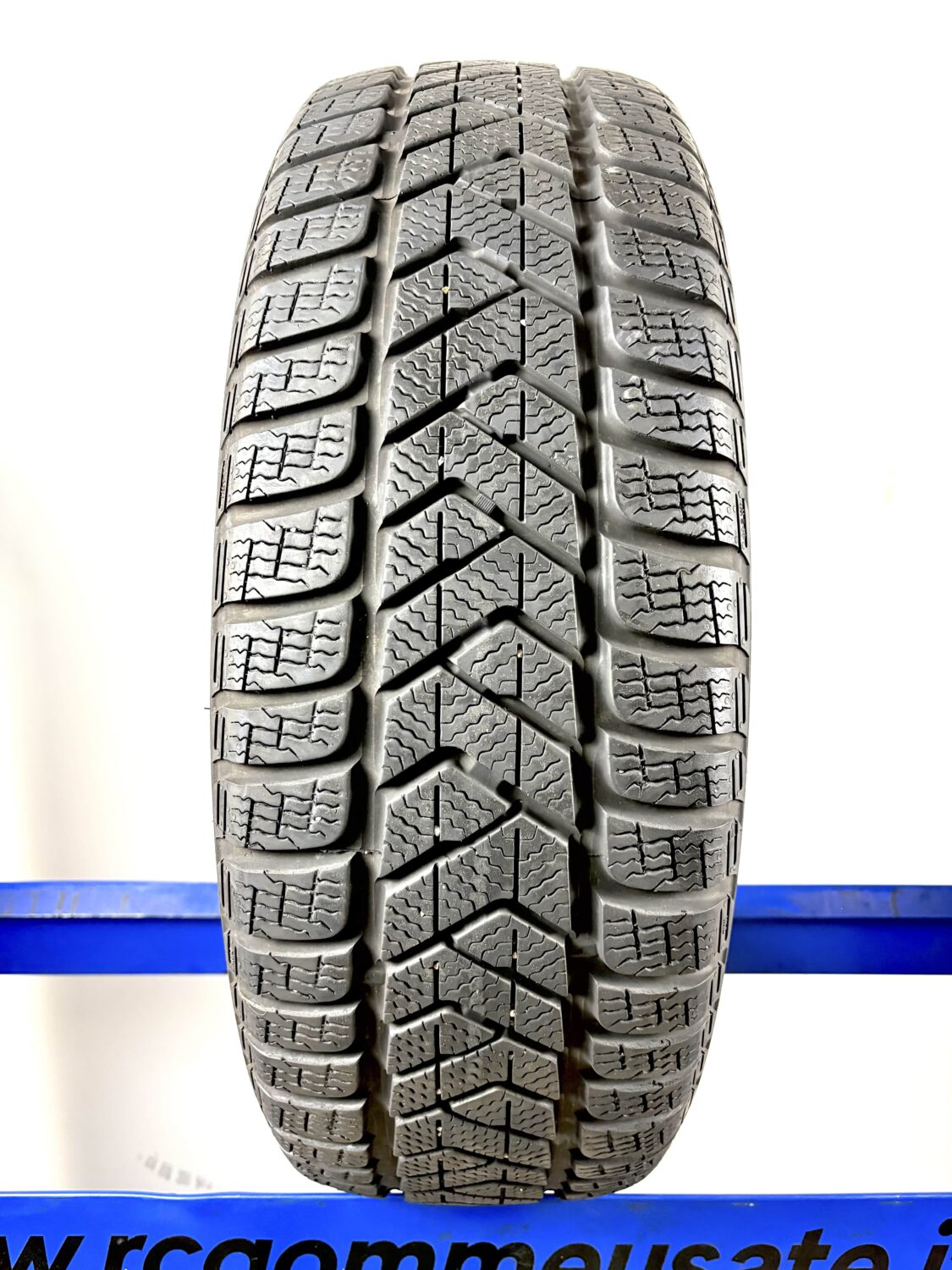 Pirelli 215/65 R16 98H M+S Invernali - immagine 2