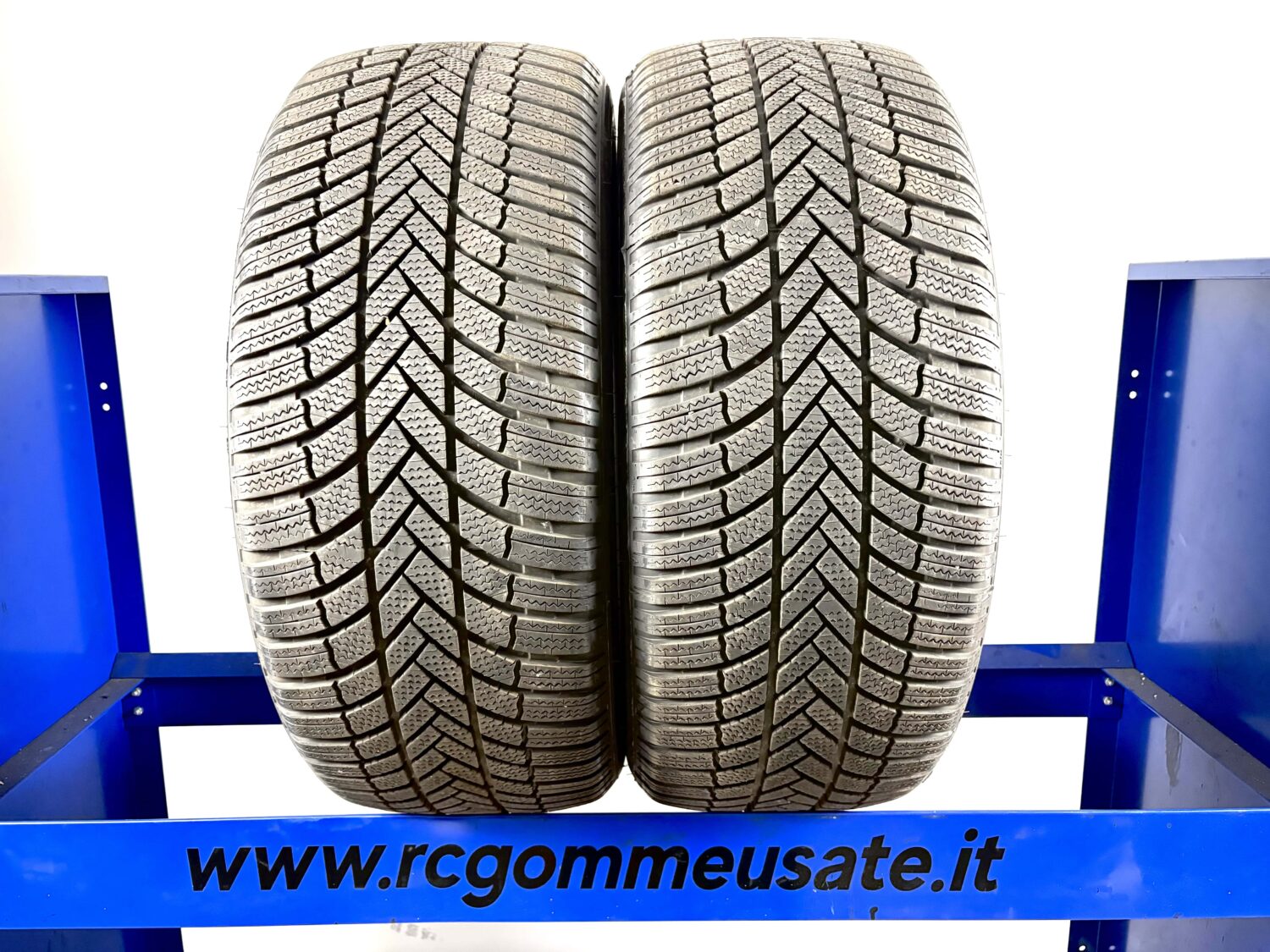 Bridegestone 255/45 R19 104V M+S invernali