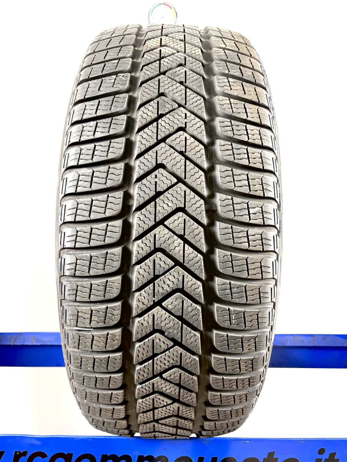 Pirelli 255/45 R19 104V M+S Invernali - immagine 2