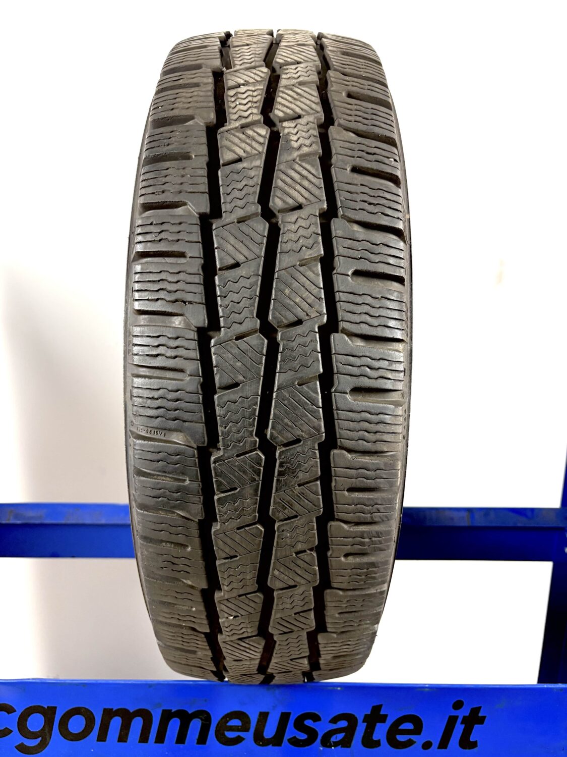 Michelin 215/70 R15C 109/107R M+S Invernali - immagine 2