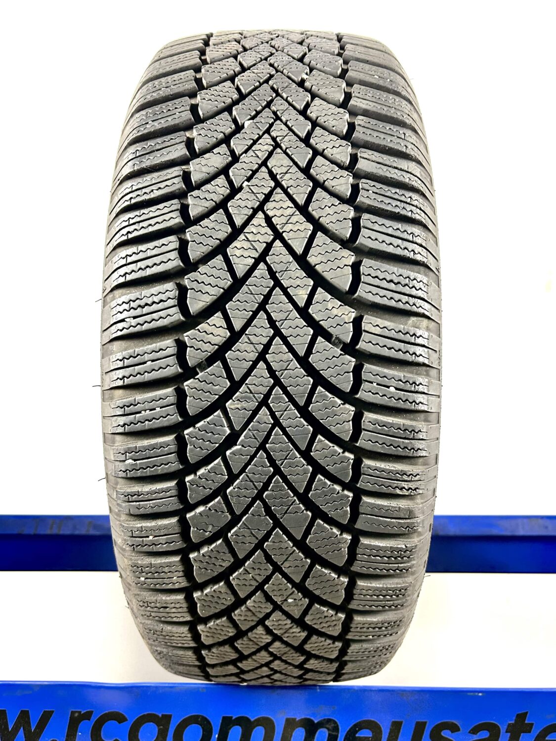 Bridgestone 215/55 R17 98V M+S invernali - immagine 2