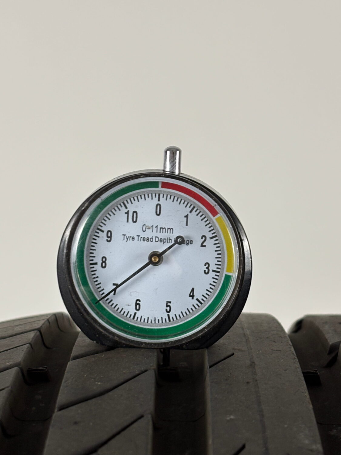 Continental 235/45 R19 94V - immagine 3