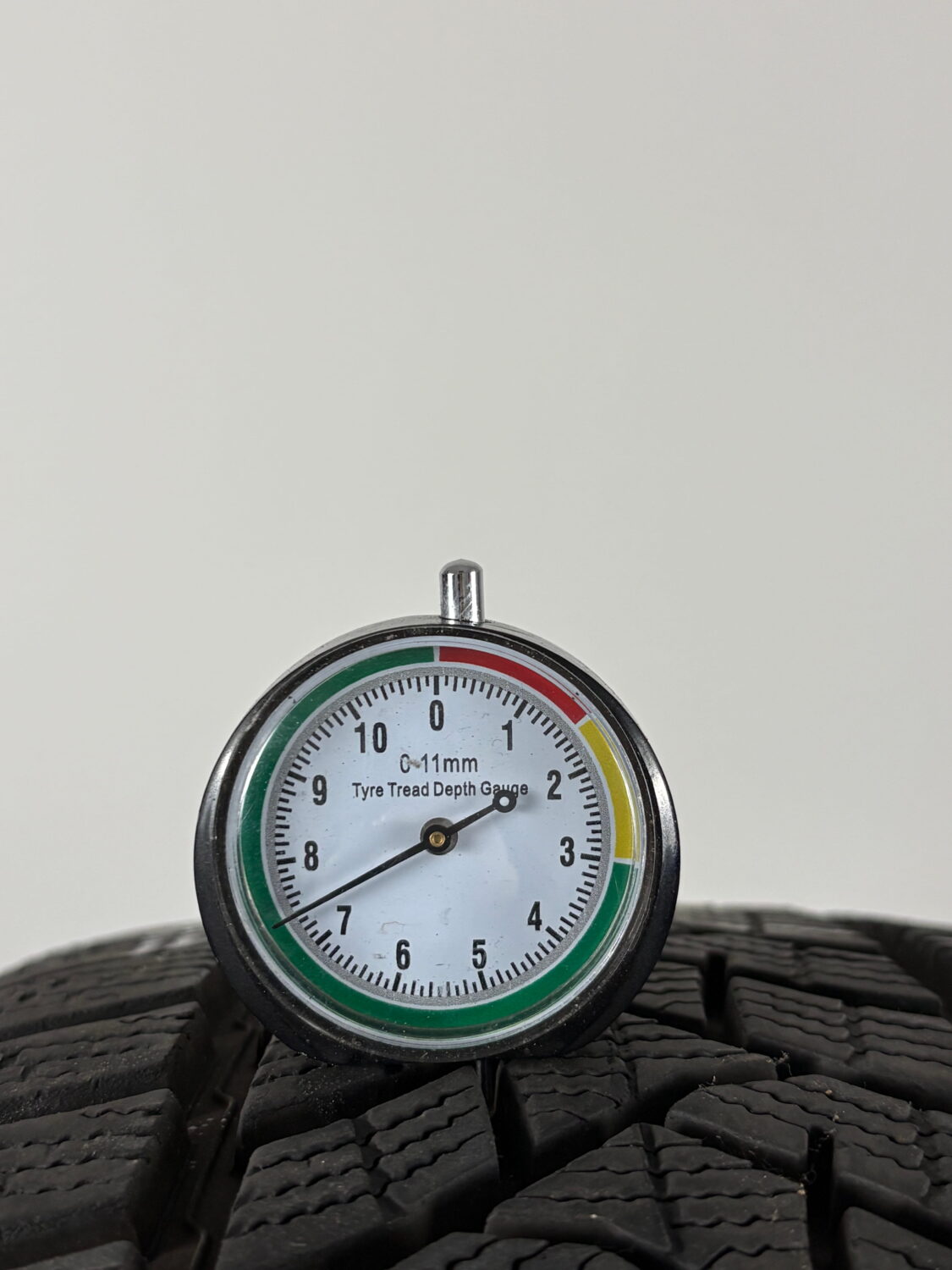 Dunlop 205/50 R17 93V M+S Invernali - immagine 3