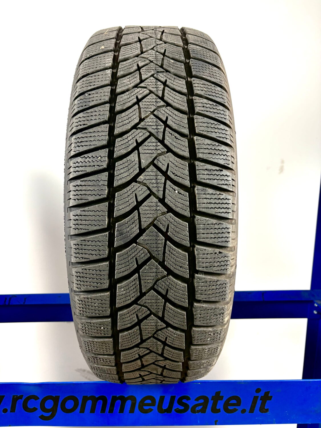 Dunlop 235/60 R18 107H M+S Invernali - immagine 2