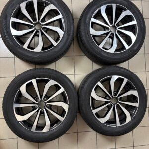 Kit cerchi e gomme T-Roc Hankook 215/55 R17 94V gomme 95%