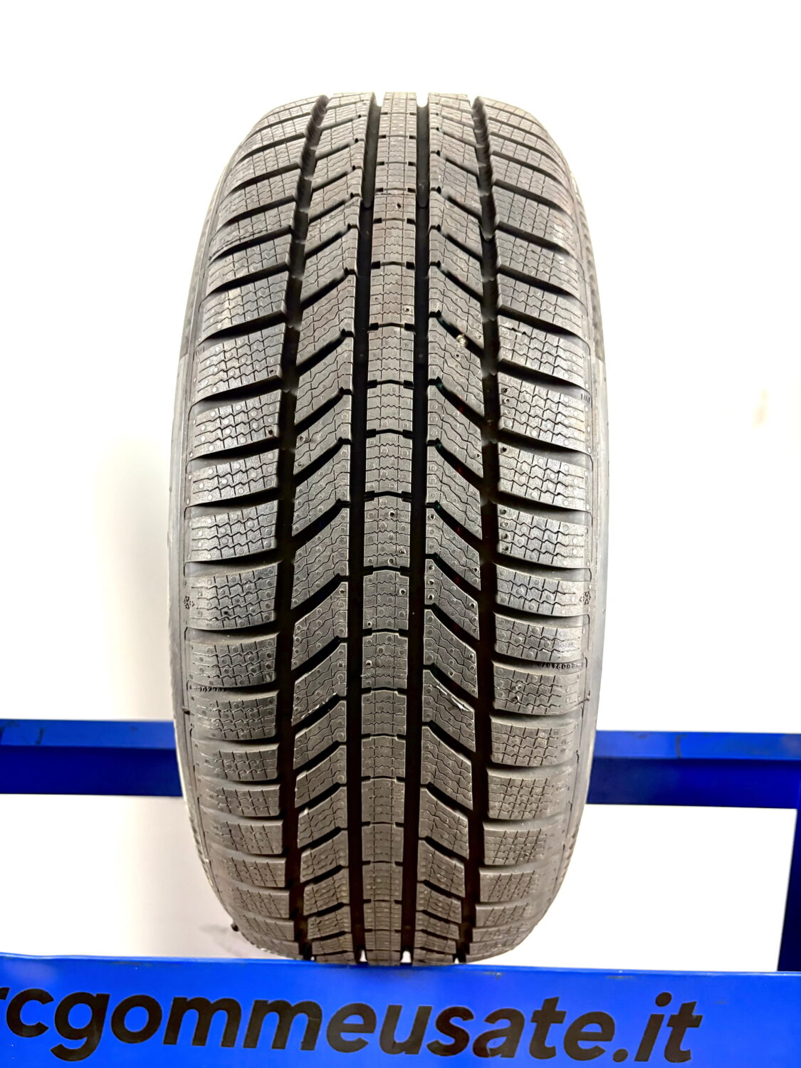 Continental 215/50 R18 92V M+S Invernali - immagine 2