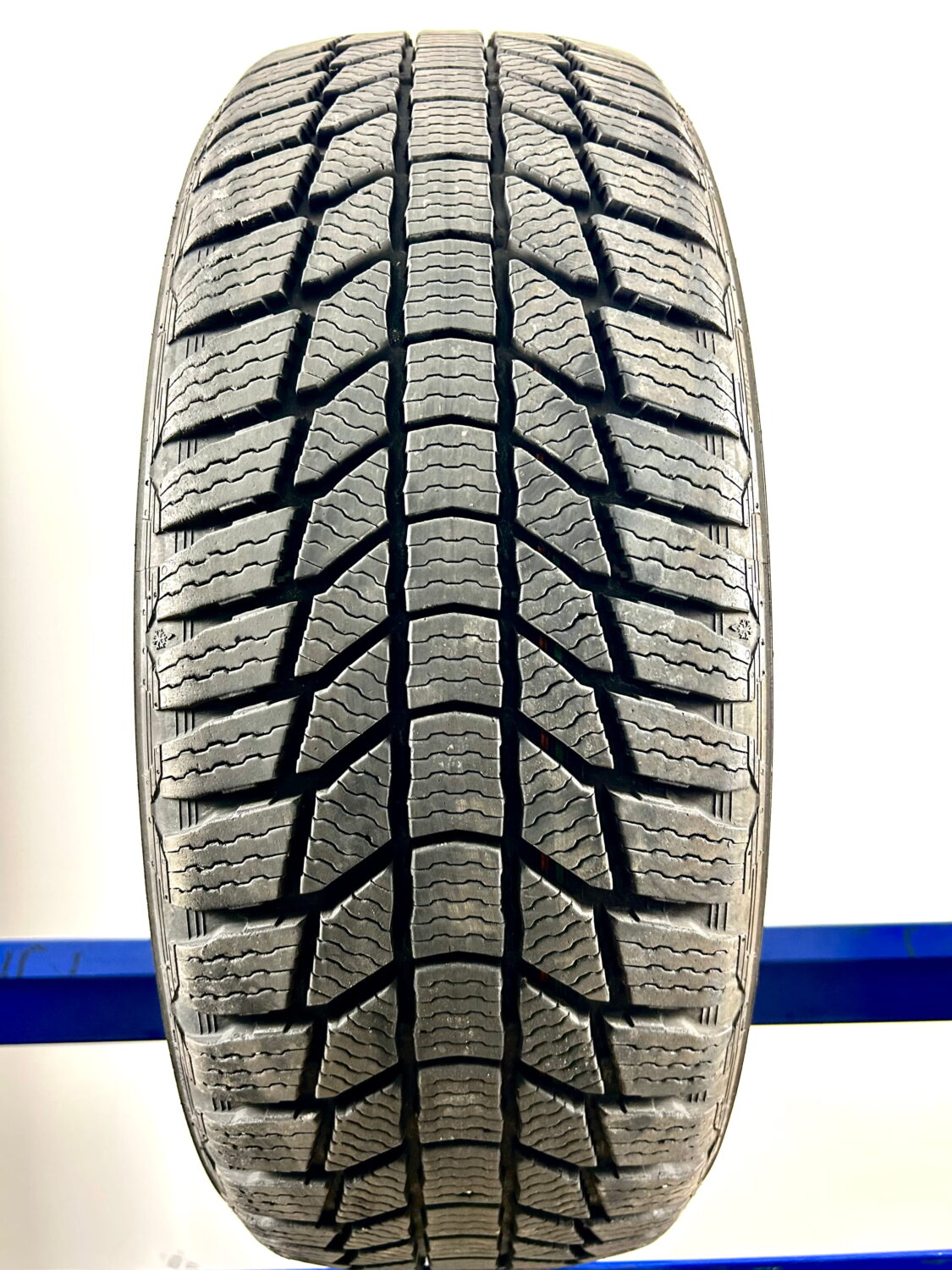 General 215/55 R18 99V M+S invernali - immagine 2