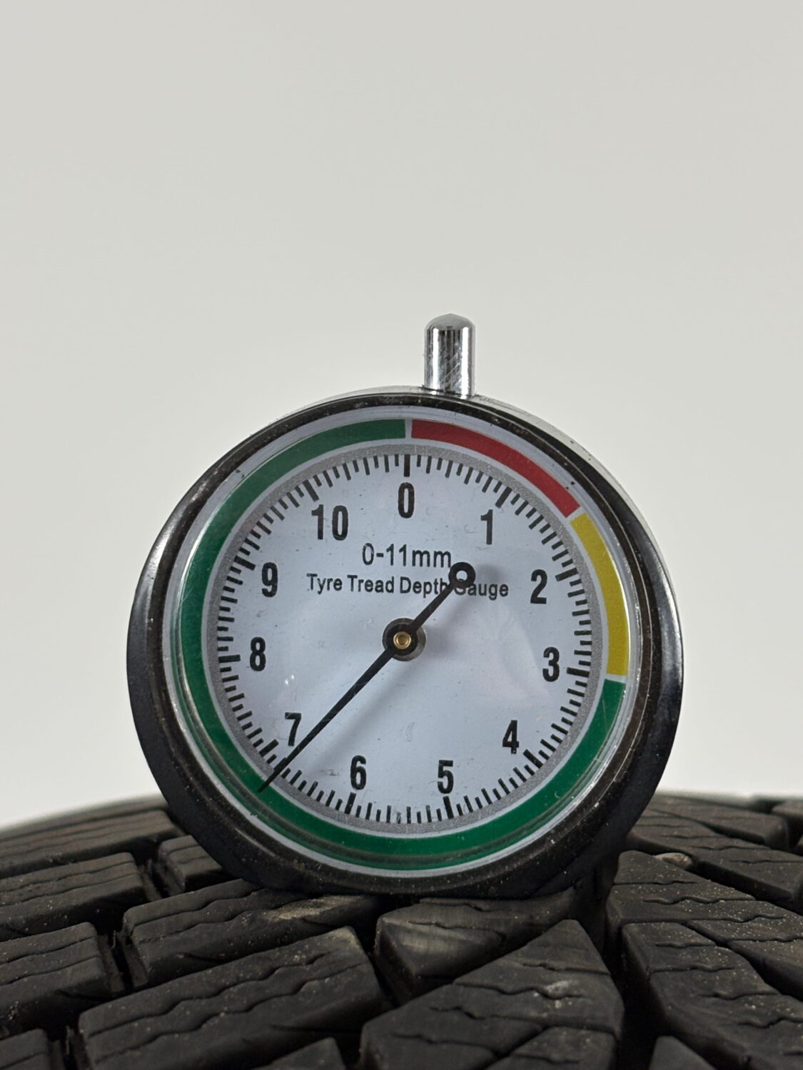 Continental 205/60 R16 92T M+S Invernali - immagine 3