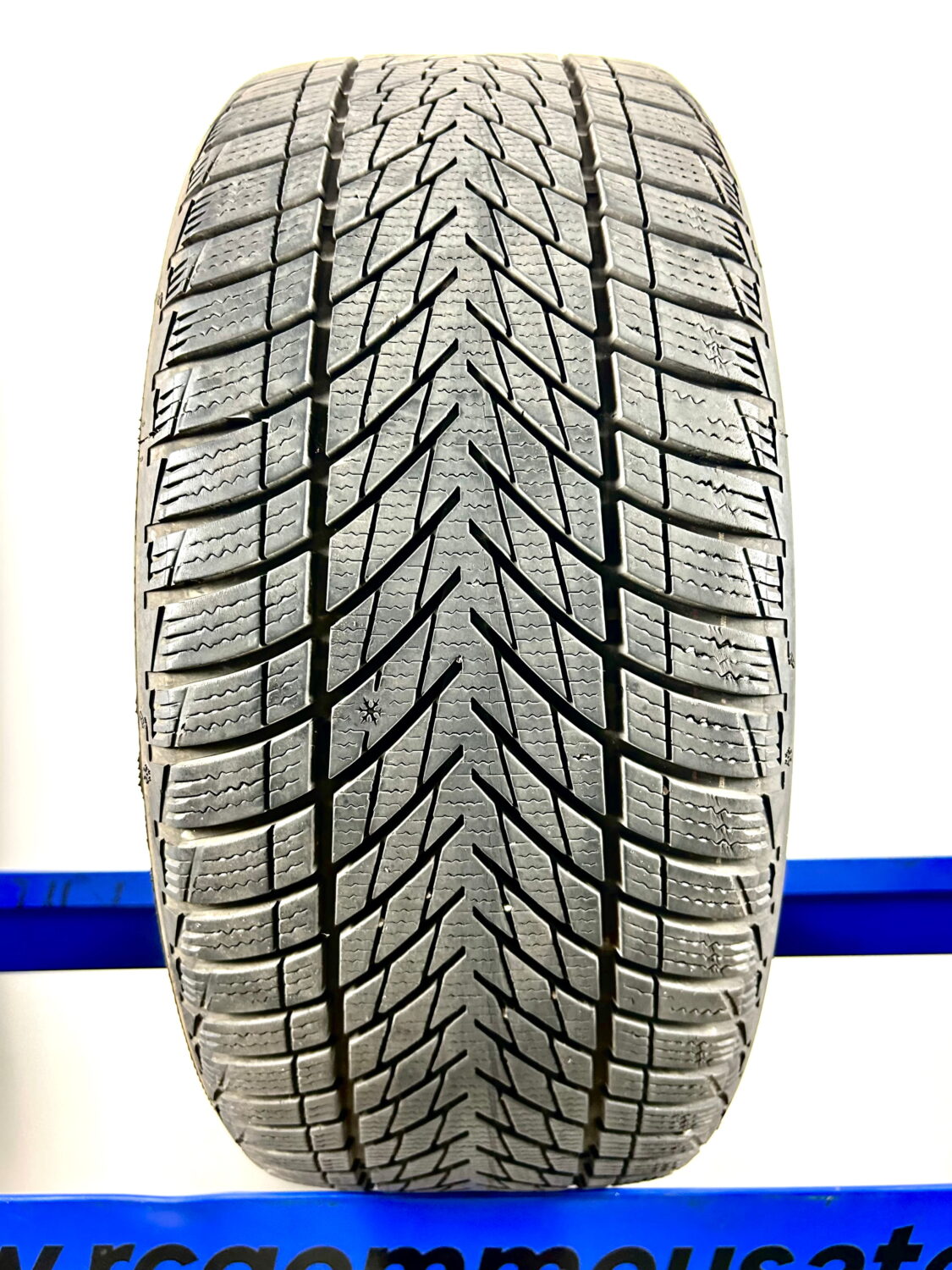 Goodyear 225/40 R18 92V M+S invernali - immagine 2