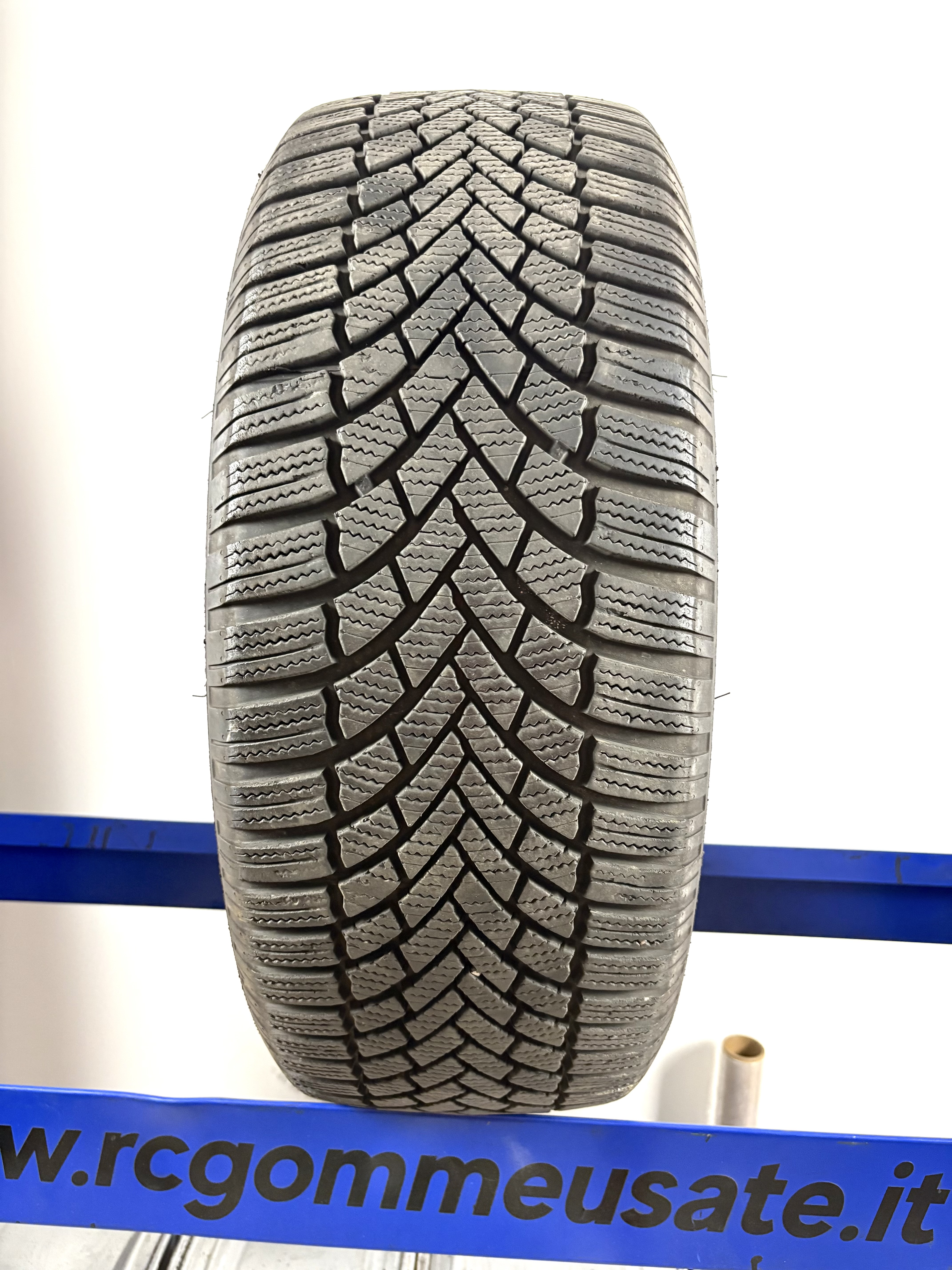 Bridgestone 215/55 R17 98V M+S Invernali - immagine 2