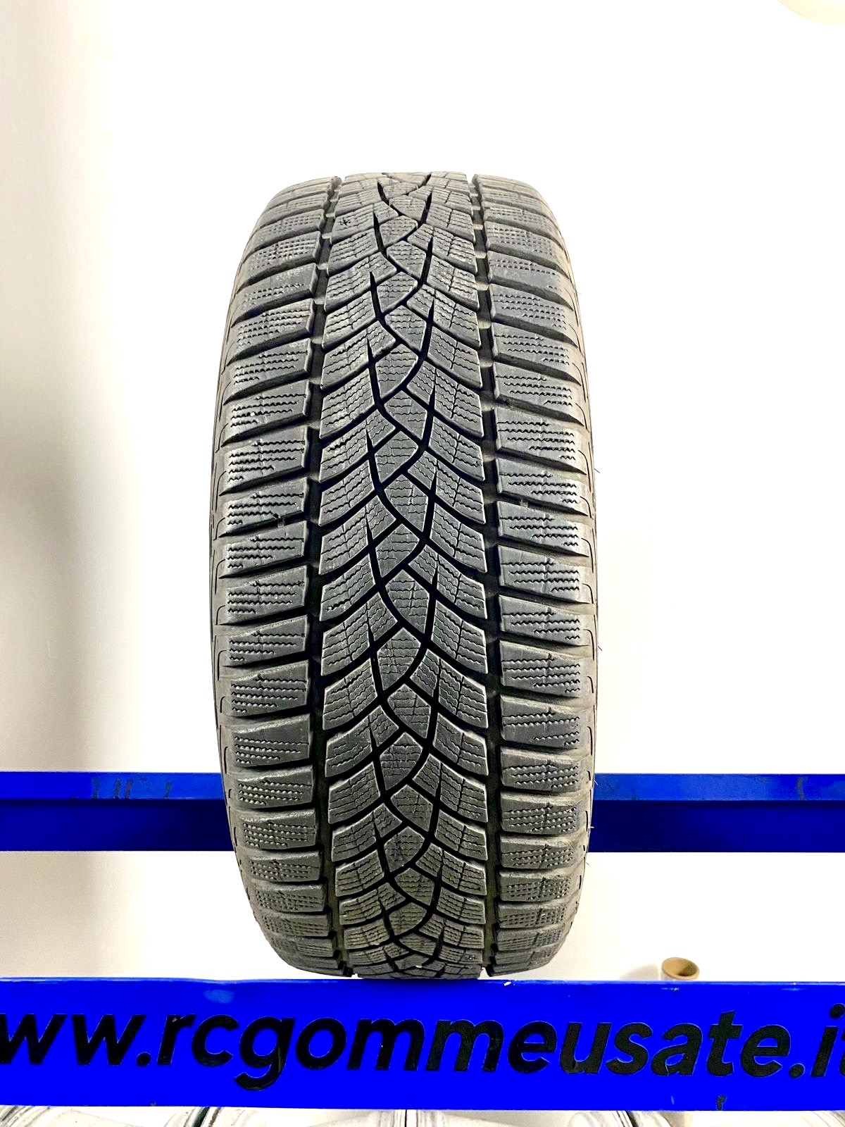 GoodYear 215/50 R18 92V M+S invernali - immagine 2