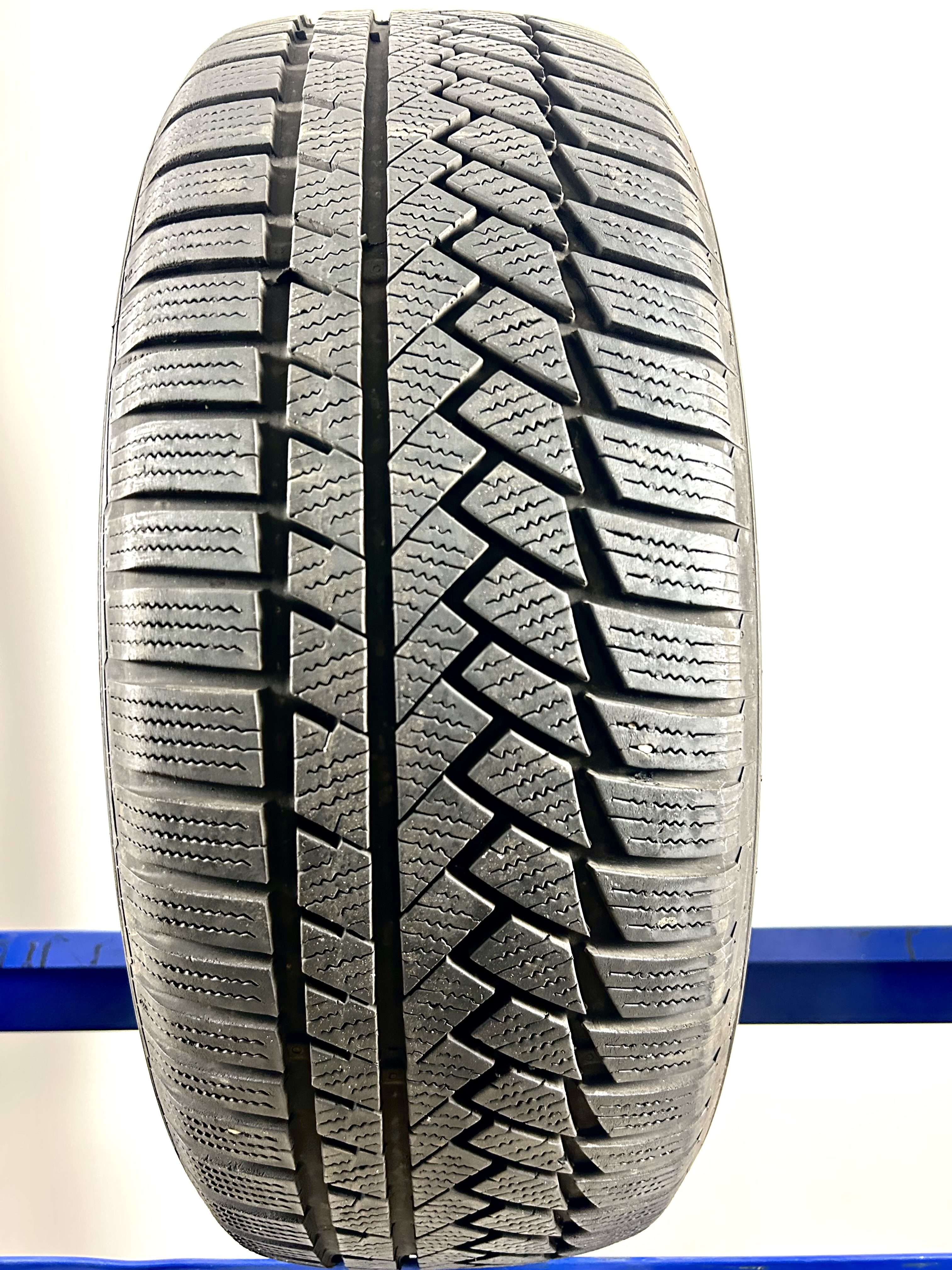 Continental 235/55 R18 104V M+S invernali - immagine 2
