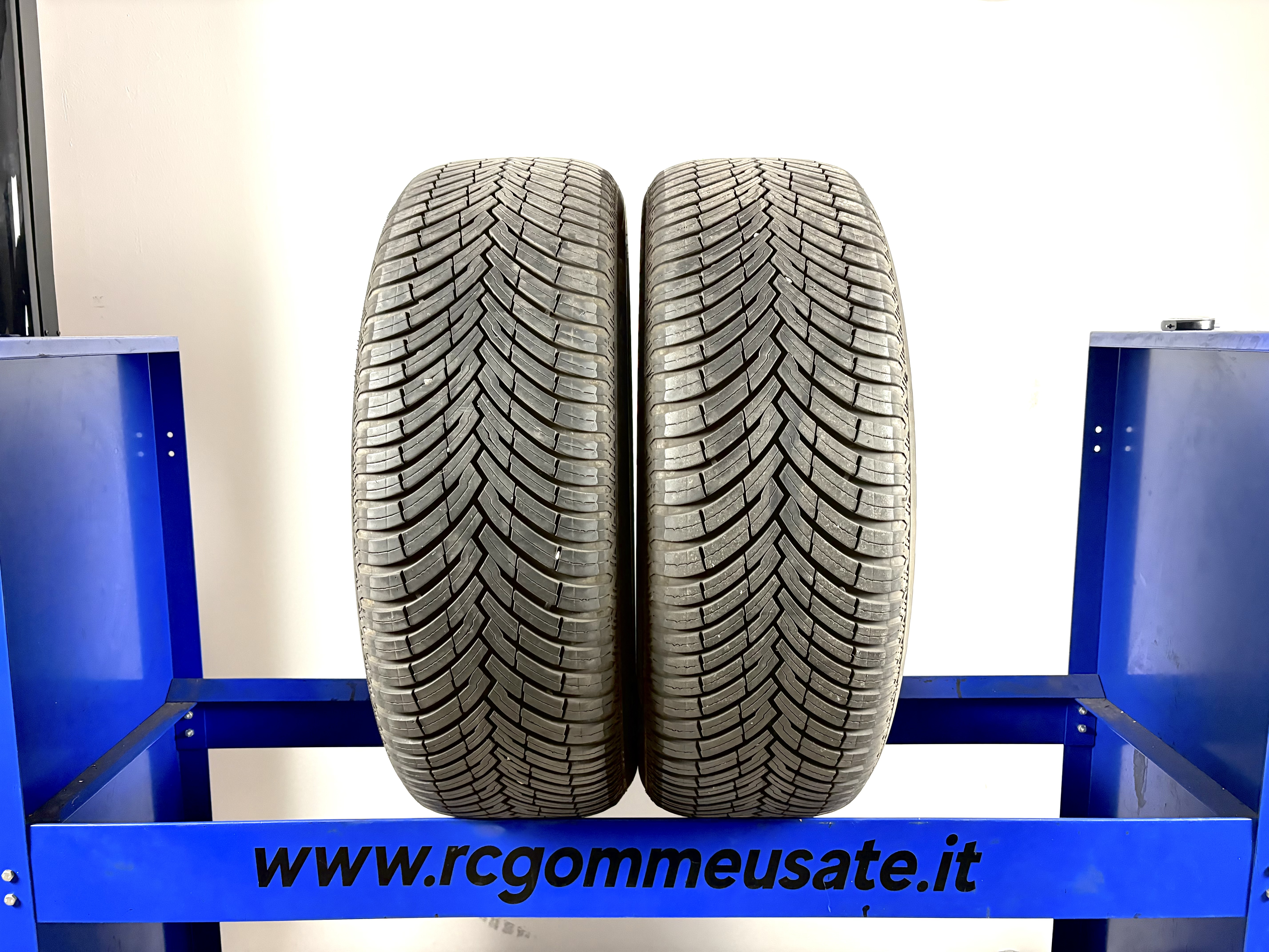 Pirelli 225/55 R18 102V M+S all season