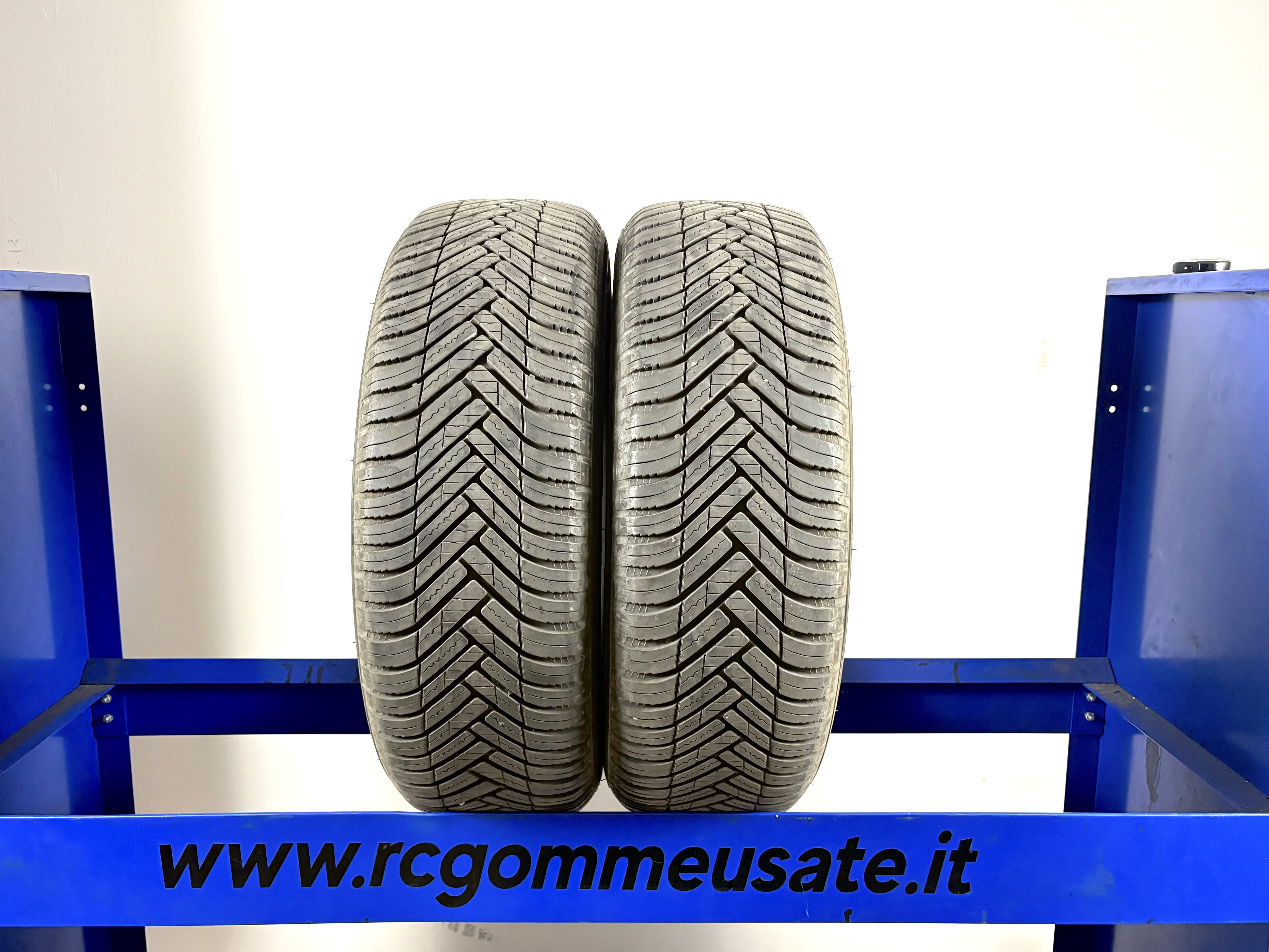 Hankook 185/60 R15 88H M+S all season