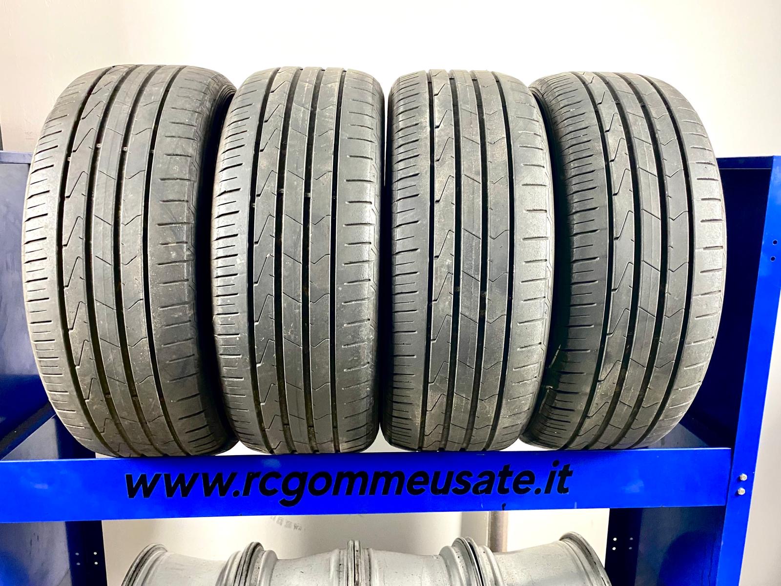 Hankook 215/55 R17 94V